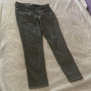 listing-status-banner